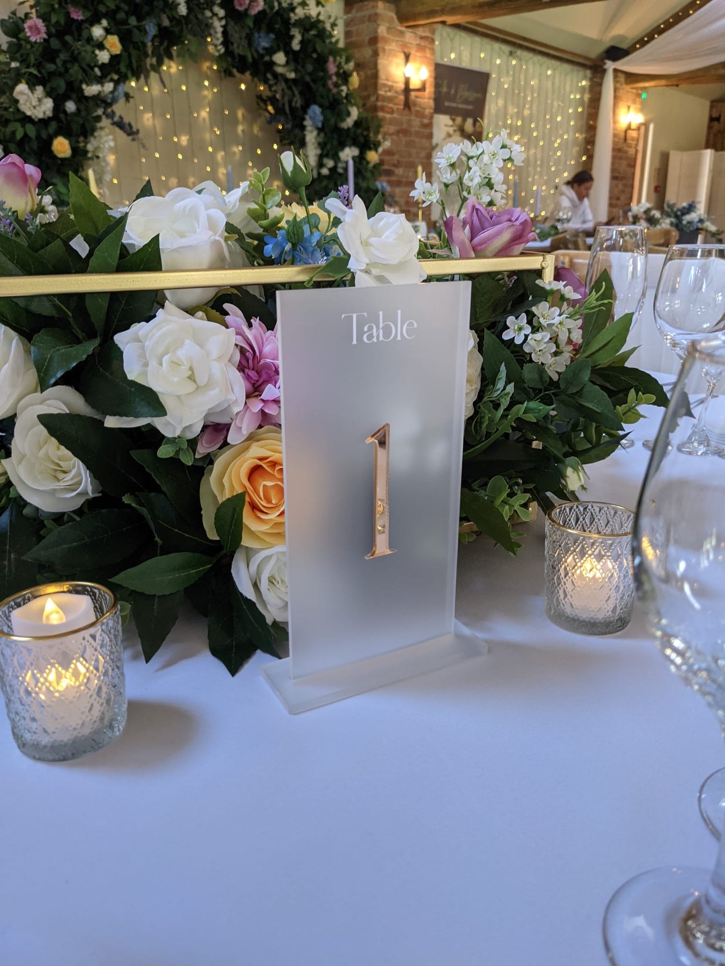 Elegant Acrylic Table Numbers with Gold or Silver Mirror Accent