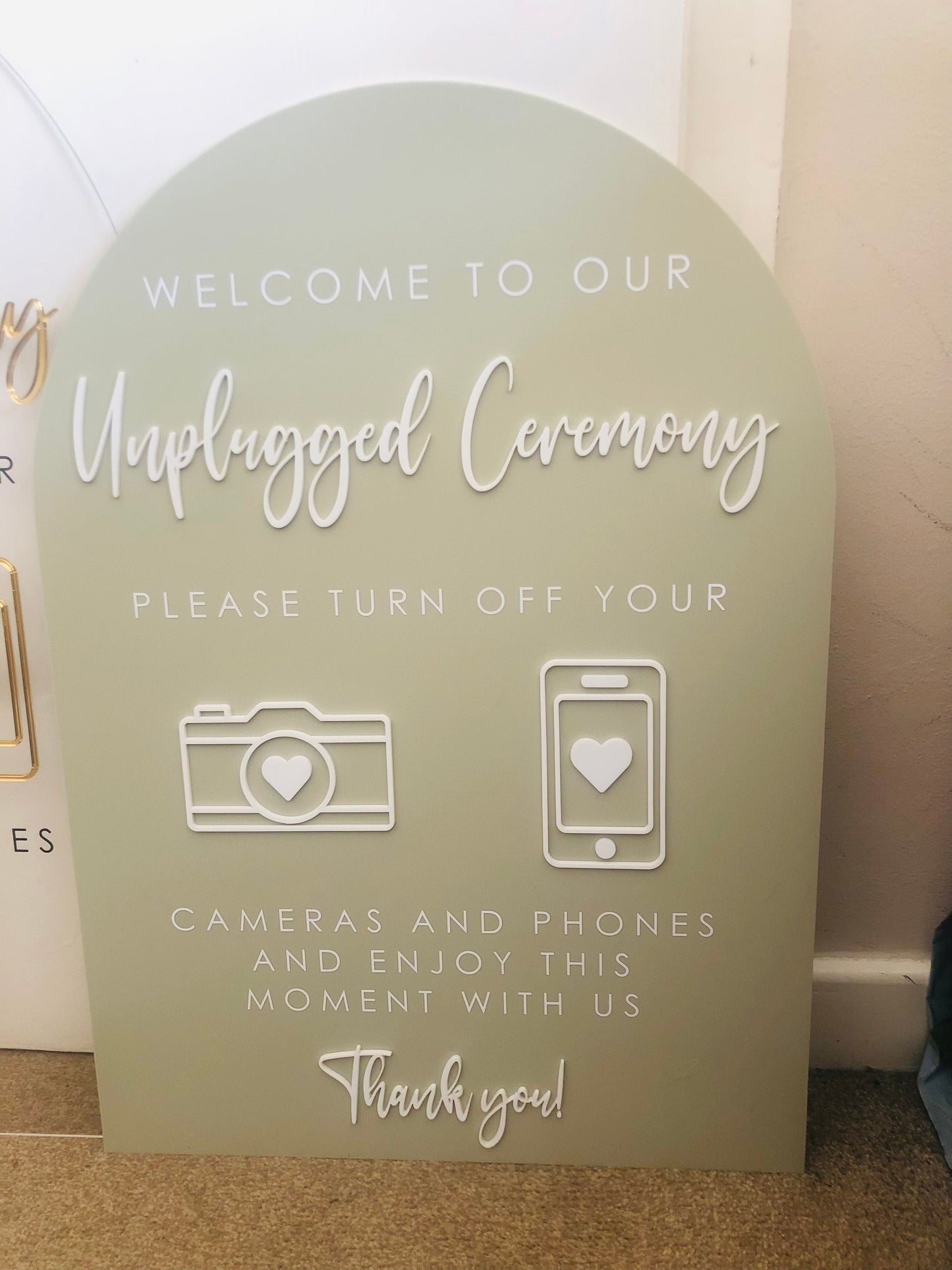 Stunning ‘Unplugged Ceremony’ Wedding Arch Sign. Acrylic with Gold Mirrored Acrylic. 50cm x 70cm.