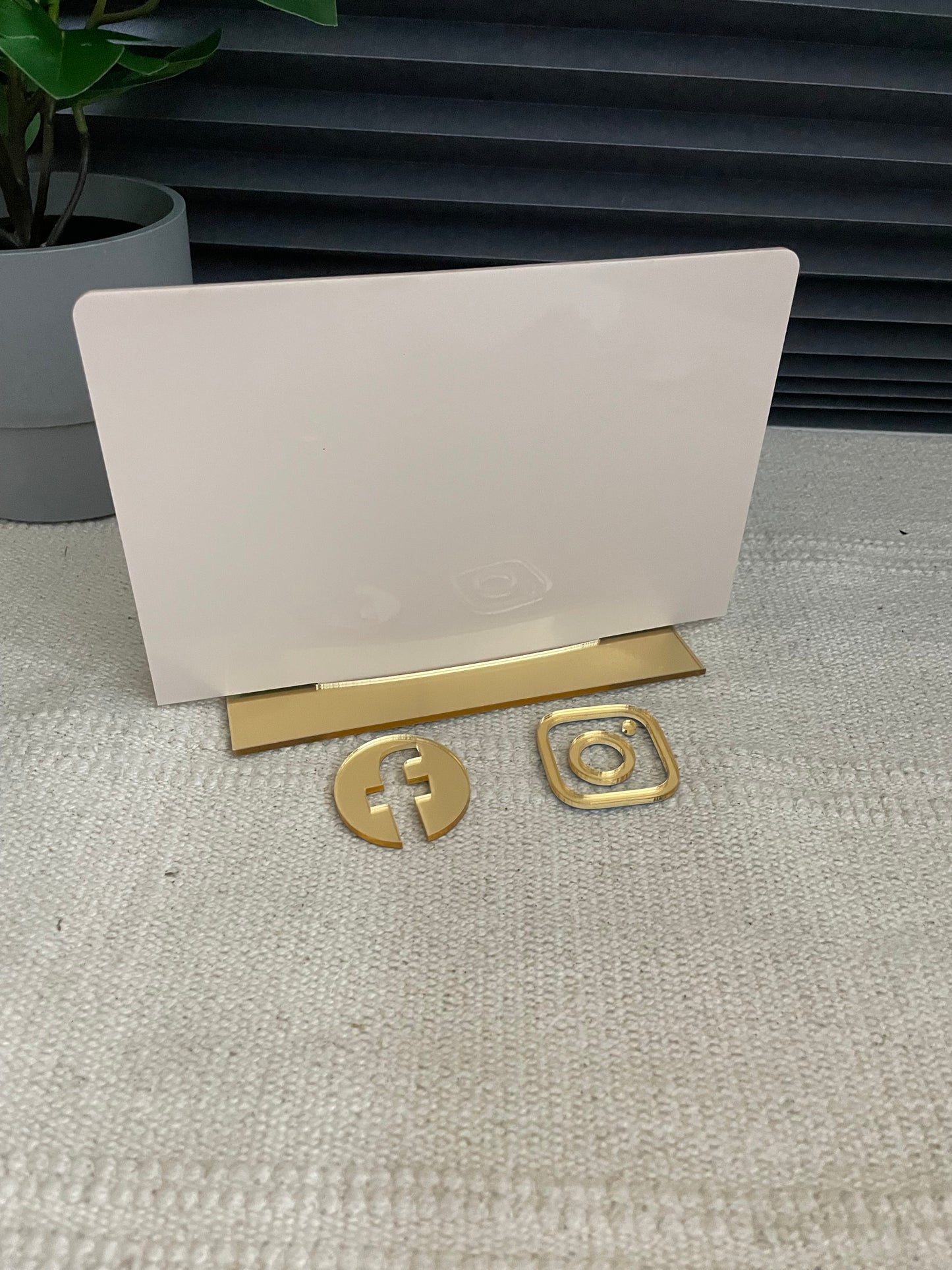 Blank Social Media Sign. Glossy Acrylic Plaque With Gold Stand Base. Includes Facebook And Instagram Icons With Self Adhesive Backing.